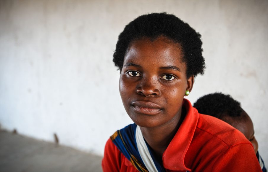 Agnes Mposwa is 15 years old. She was married at the aged of 14 and has a four month old daughter. She lives with her 18 year old husband Simon in Muwawa village in Malawi. She is waiting for her exam results.